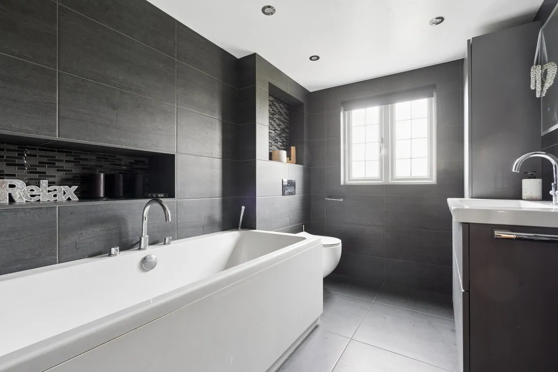 Deane Croft Road, Pinner, HA5, photo 14