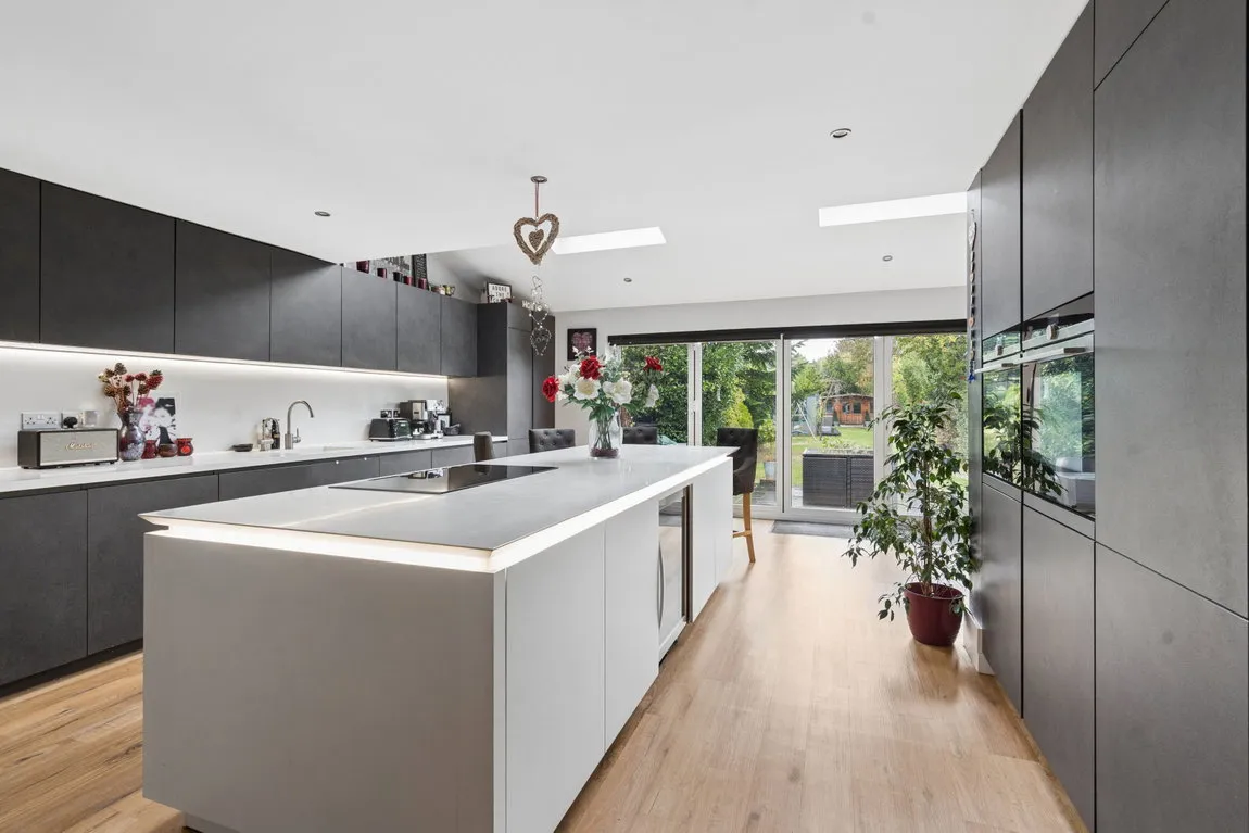 Deane Croft Road, Pinner, HA5, photo 6