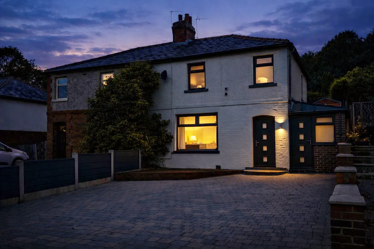Manchester Road, Ewood Bridge, Rossendale, BB4 6LL, photo 5
