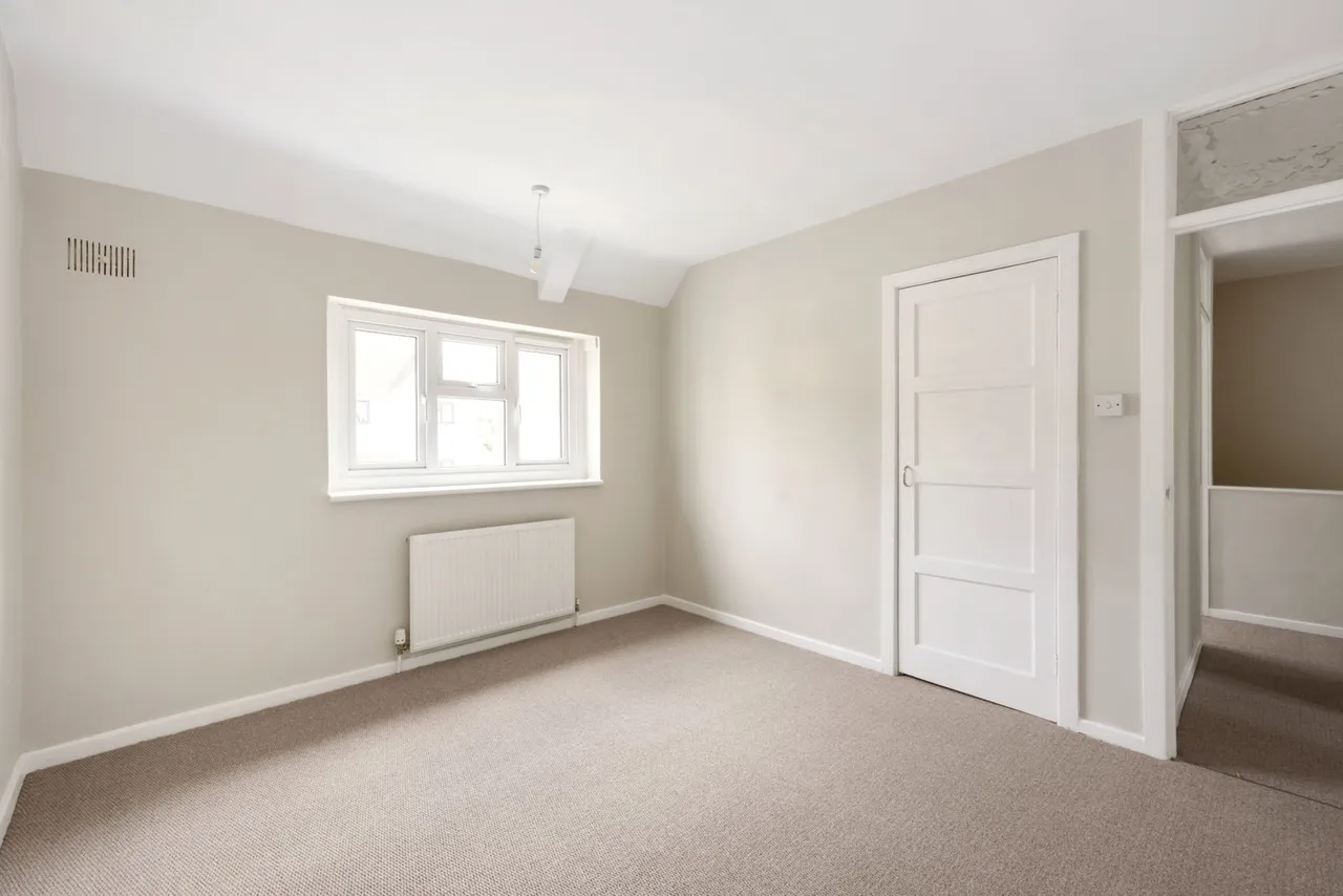 Churchill Drive, Charlton Kings, GL52, photo 11