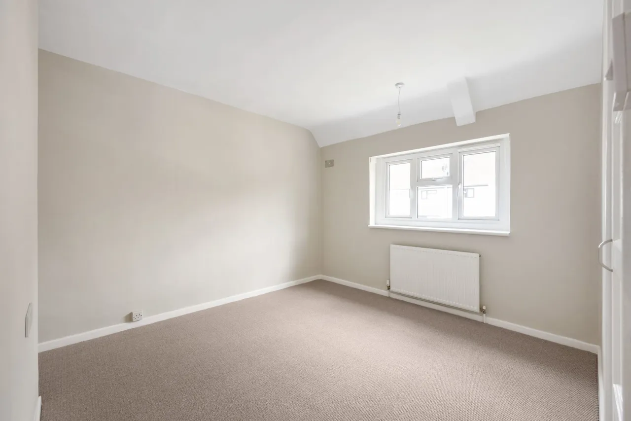 Churchill Drive, Charlton Kings, GL52, photo 10