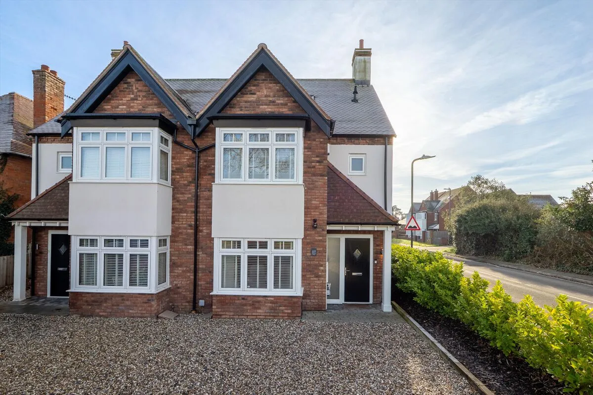 4 bed house for sale, Evesham Road, Stratford-upon-Avon, CV37