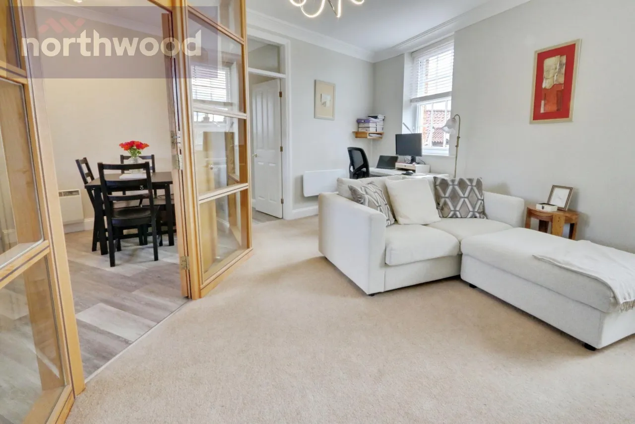 2 bed flat for sale, Trinity Lane, York, YO1