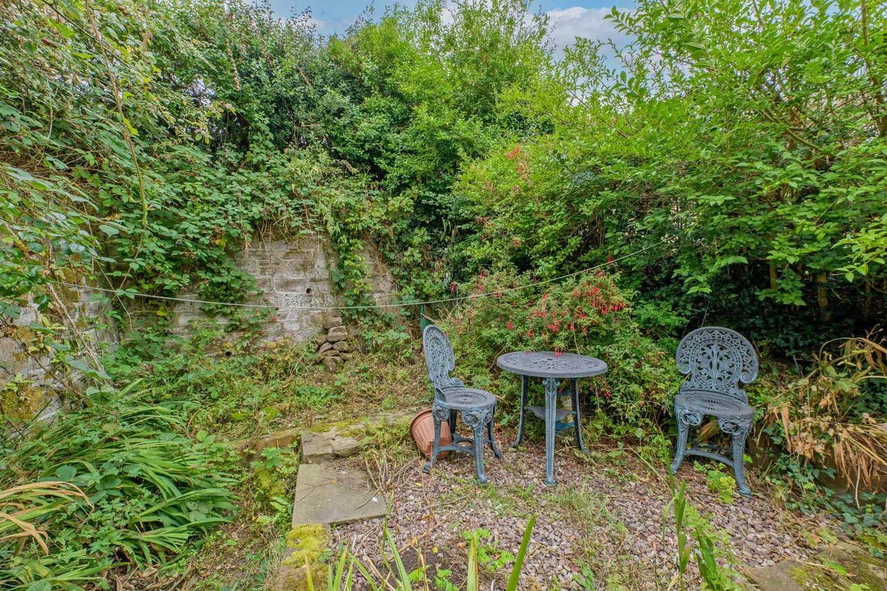 Bellemonte Road, Frodsham, photo 4