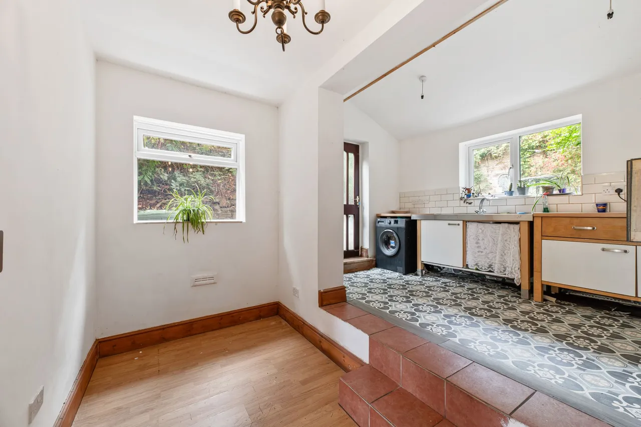 Bellemonte Road, Frodsham, photo 8
