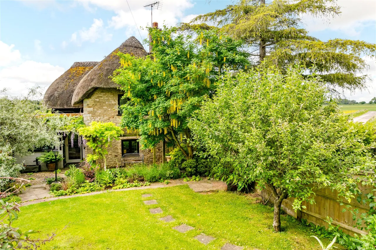 Newton Purcell, Buckingham, MK18, photo 16