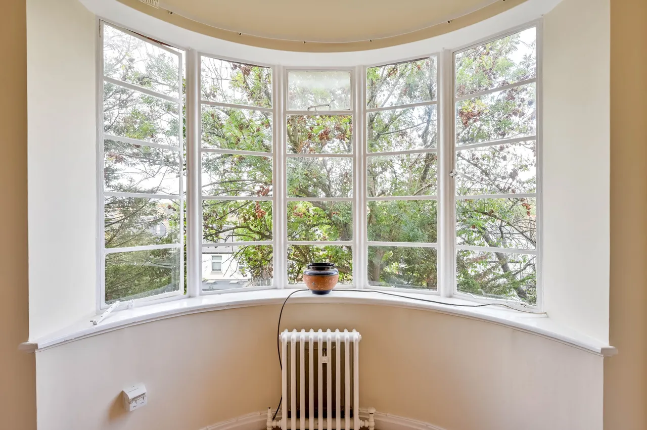 London, SW20, photo 7