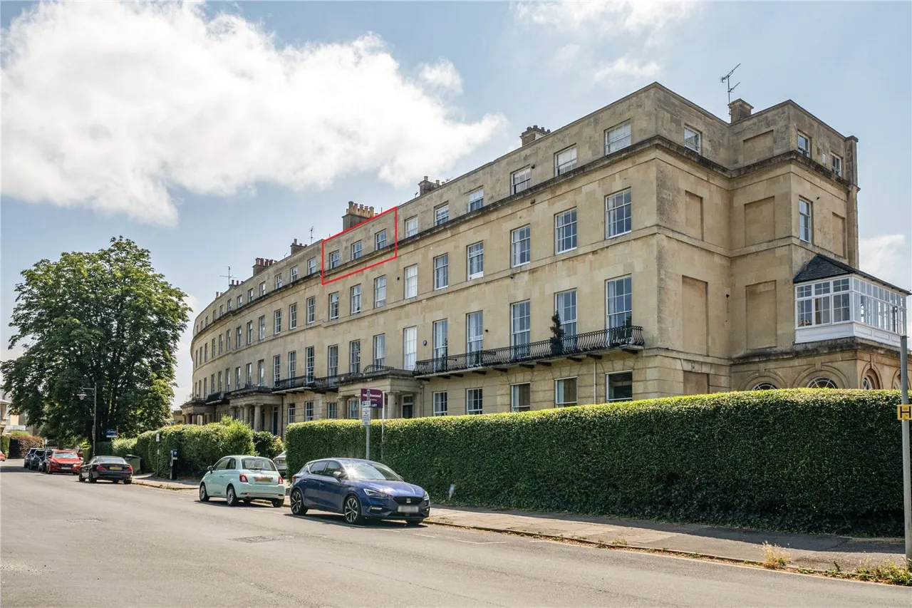 Lansdown Crescent, Cheltenham, GL50, photo 14