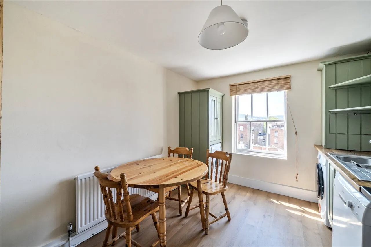 Lansdown Crescent, Cheltenham, GL50, photo 9