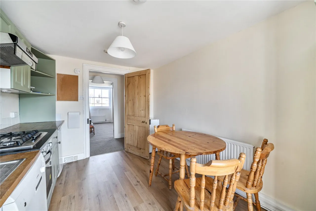 Lansdown Crescent, Cheltenham, GL50, photo 6