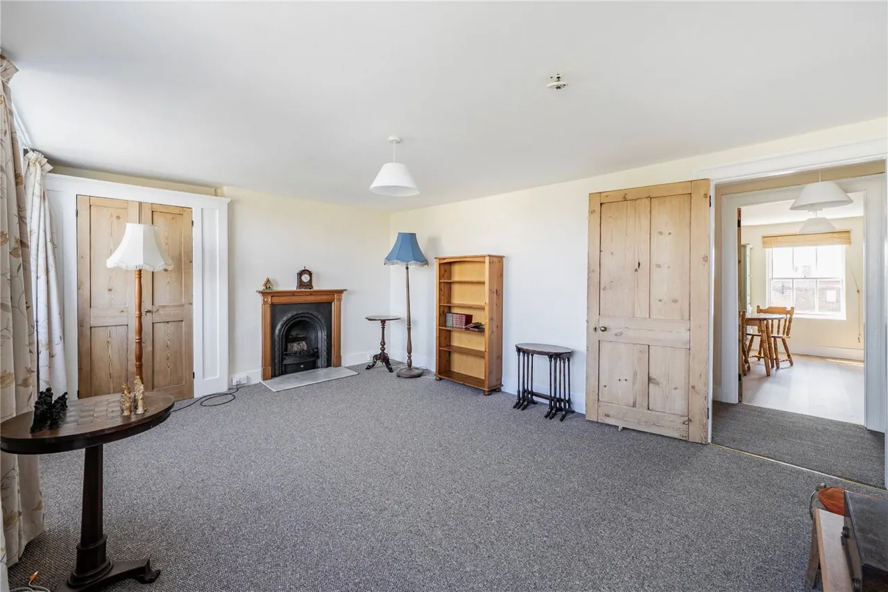 Lansdown Crescent, Cheltenham, GL50, photo 5