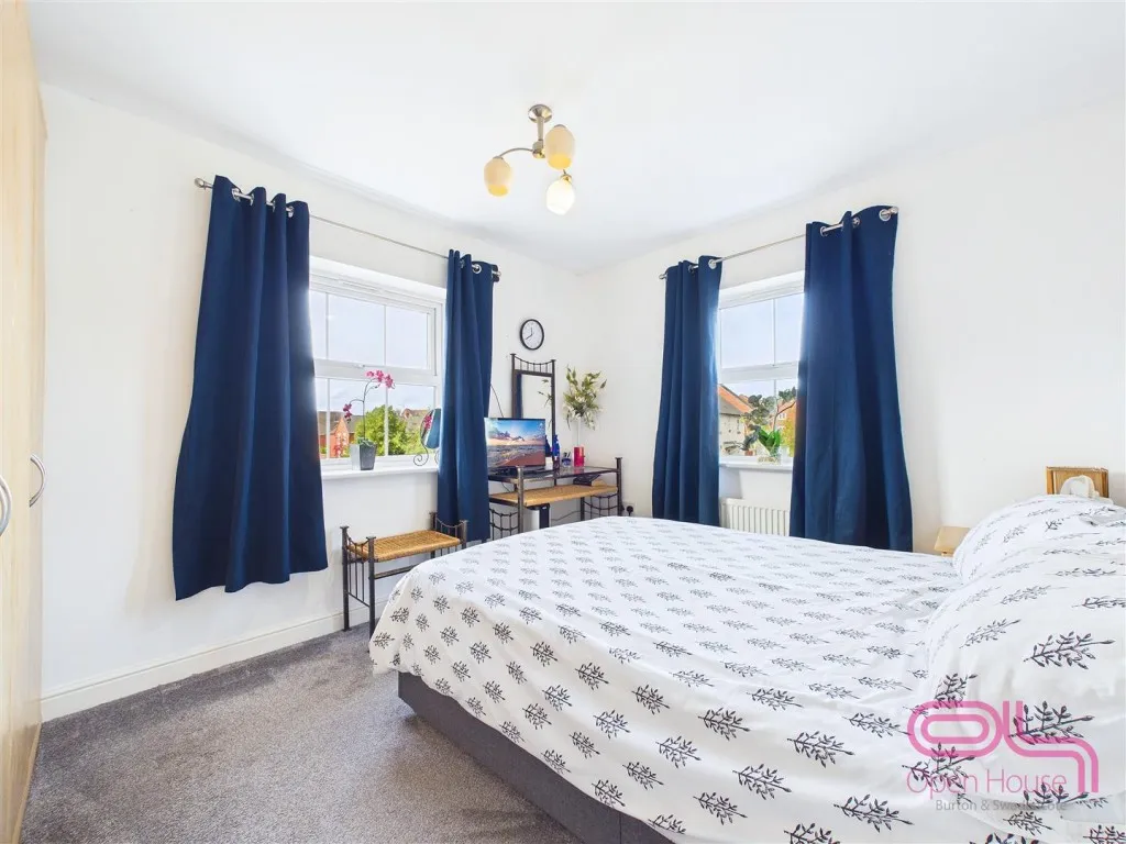Buckingham Drive, Swadlincote, DE11, photo 22