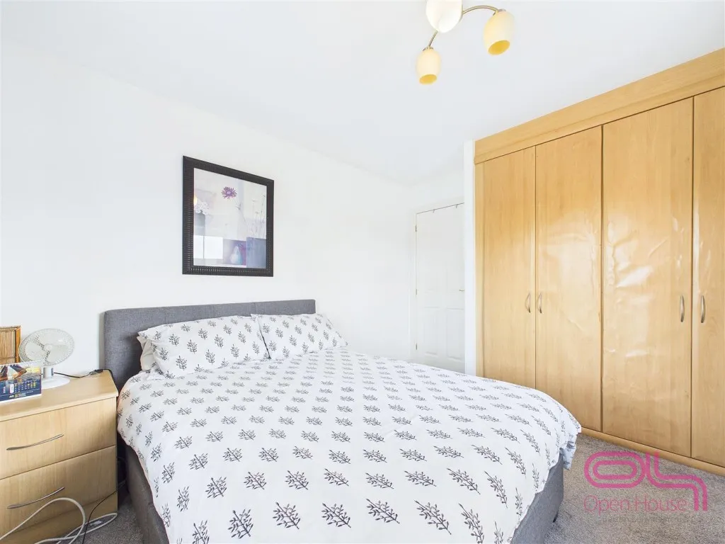 Buckingham Drive, Swadlincote, DE11, photo 23