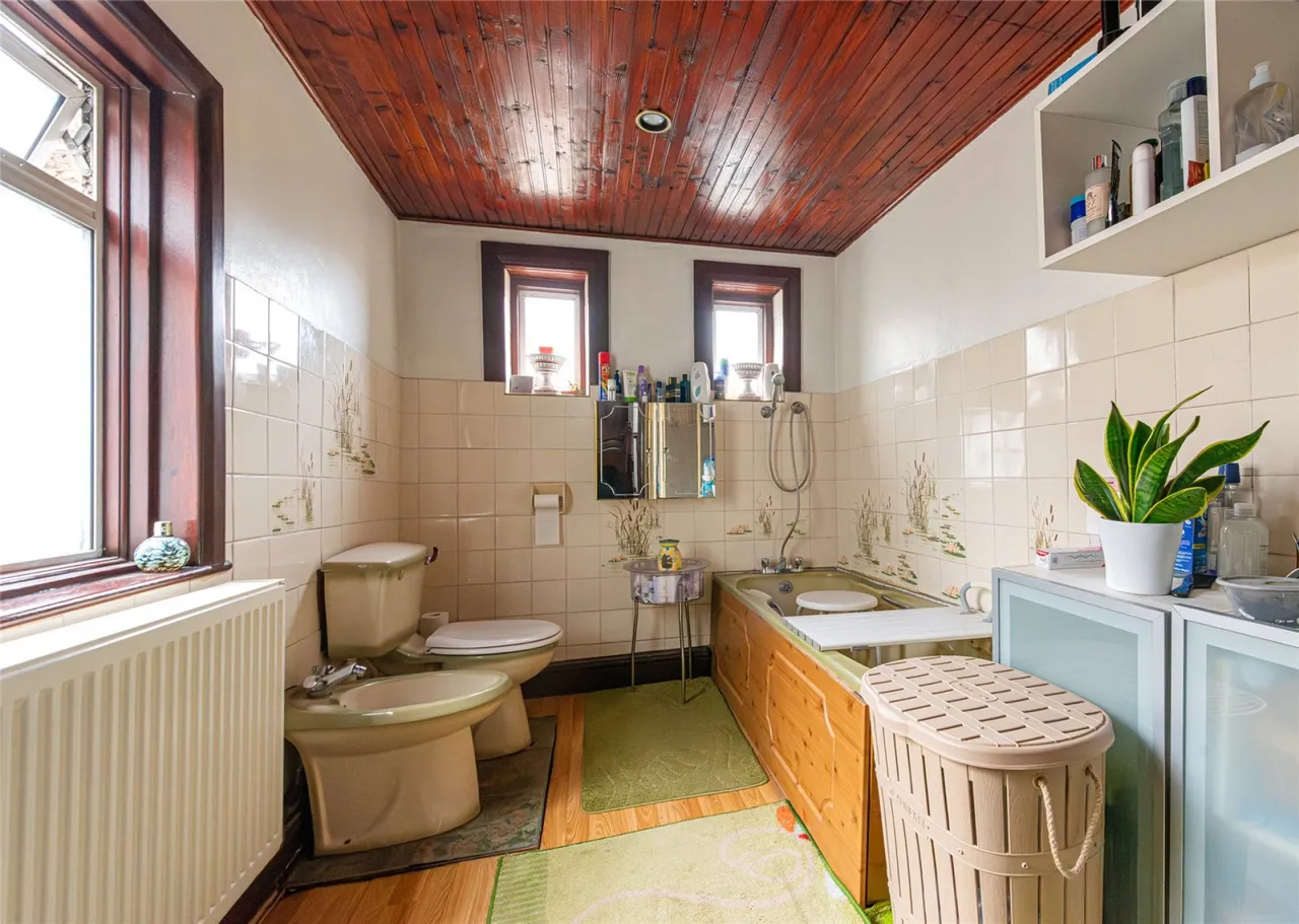Lambton Road, Crouch Hill, photo 12