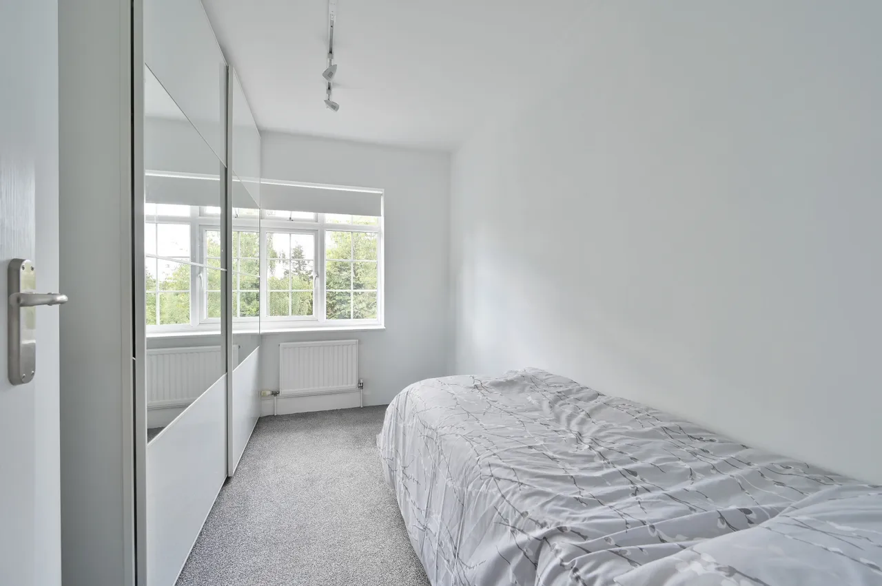 99 The Ridgeway, Watford, photo 9