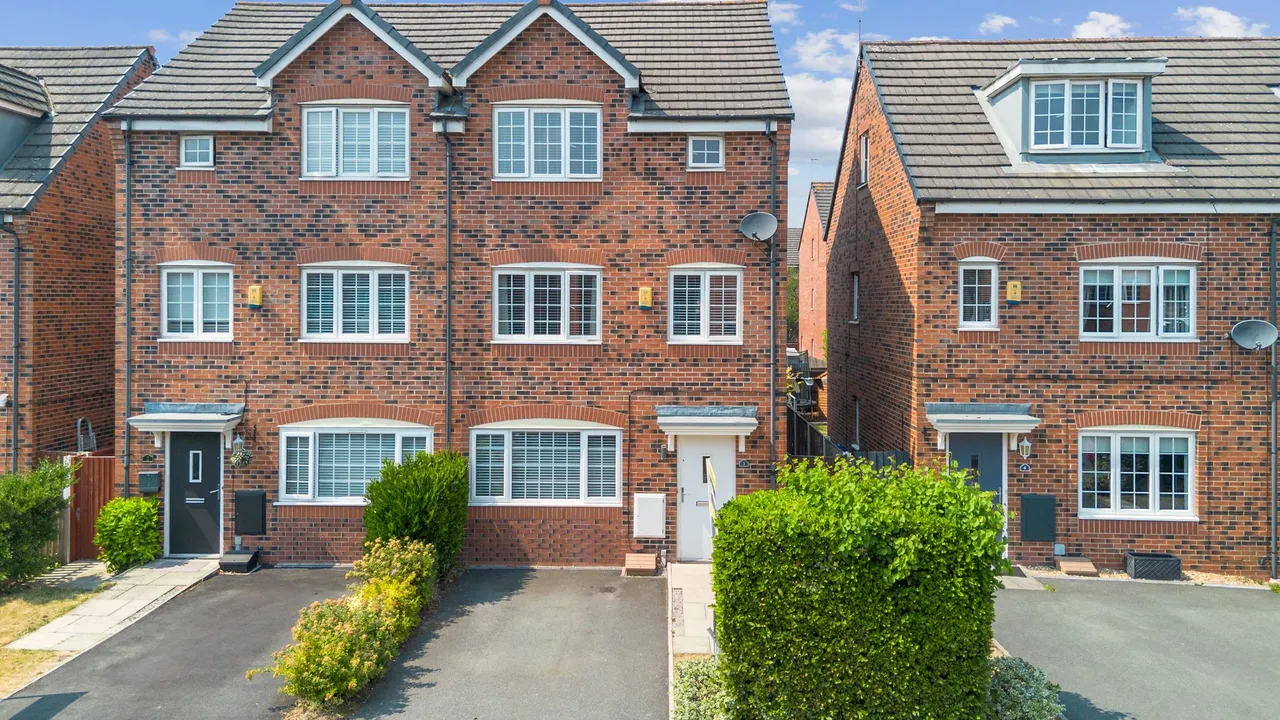 4 bed house for sale — Latimer Close, Widnes, Widnes, WA8 9NR