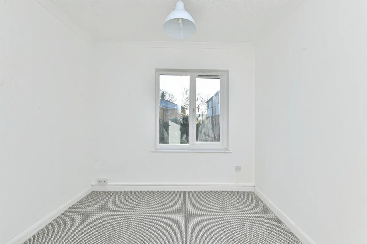 St. Michaels Close, Plymouth, PL1, photo 13