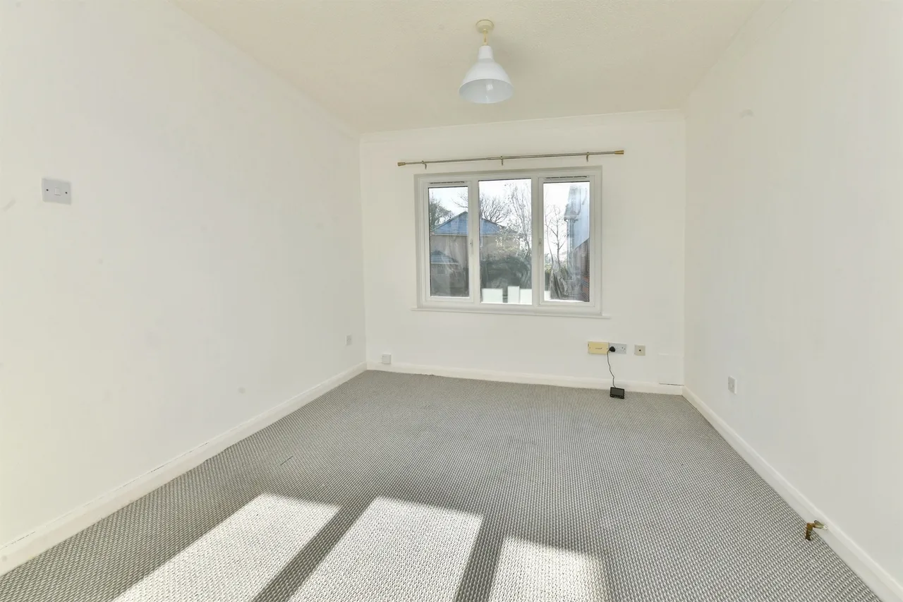 St. Michaels Close, Plymouth, PL1, photo 16
