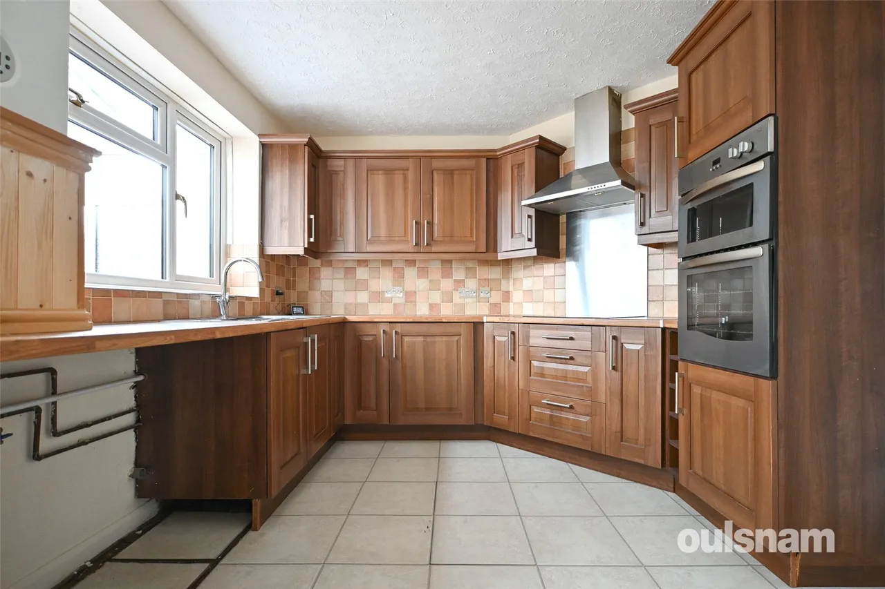 Salop Road, Oldbury, West Midlands, B68 9AF, photo 6