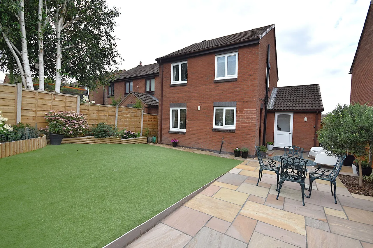 Harvest Road, Macclesfield, photo 17