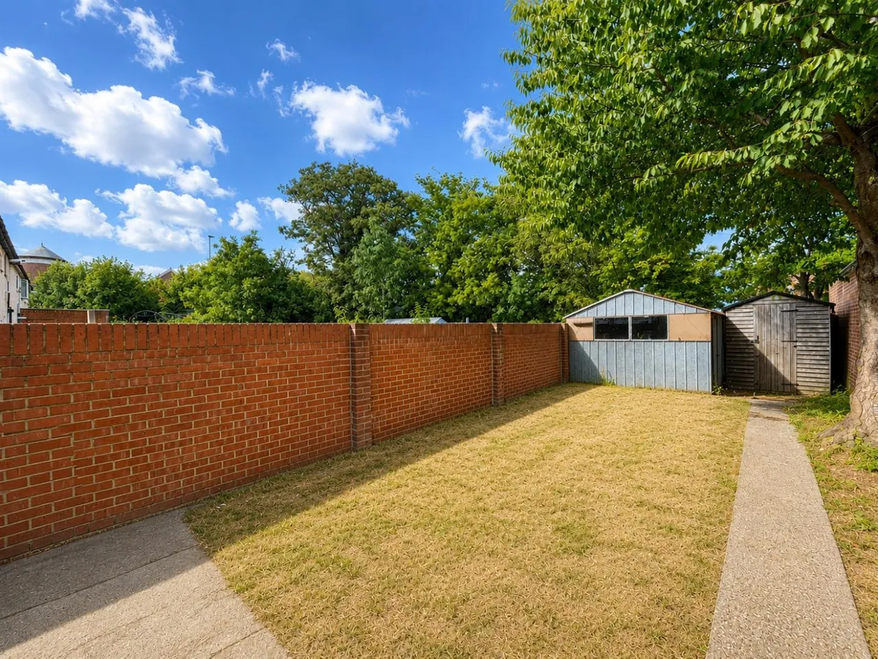 End Terrace, Southall, UB2, photo 9