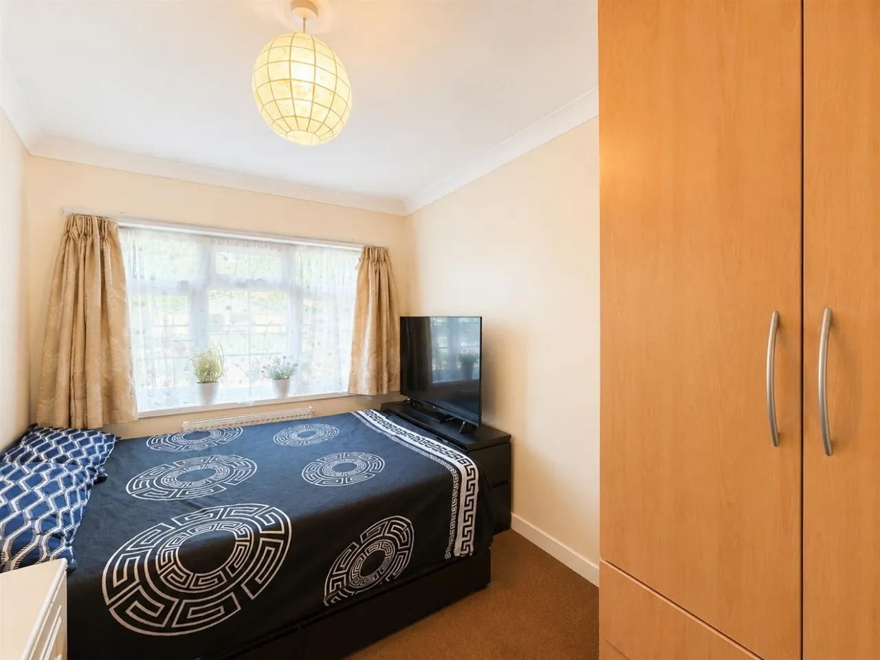 End Terrace, Southall, UB2, photo 10