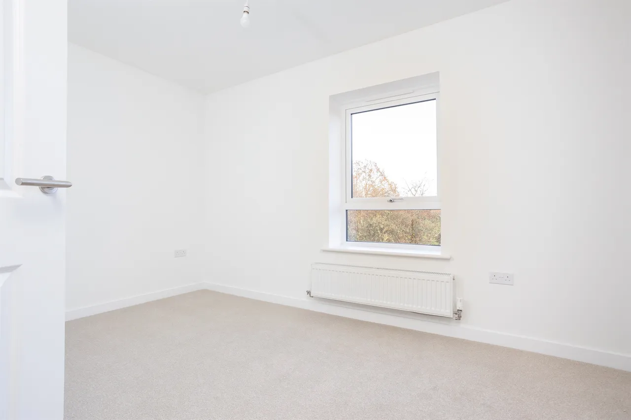 Ghyllgrove Close, Basildon, SS14, photo 7