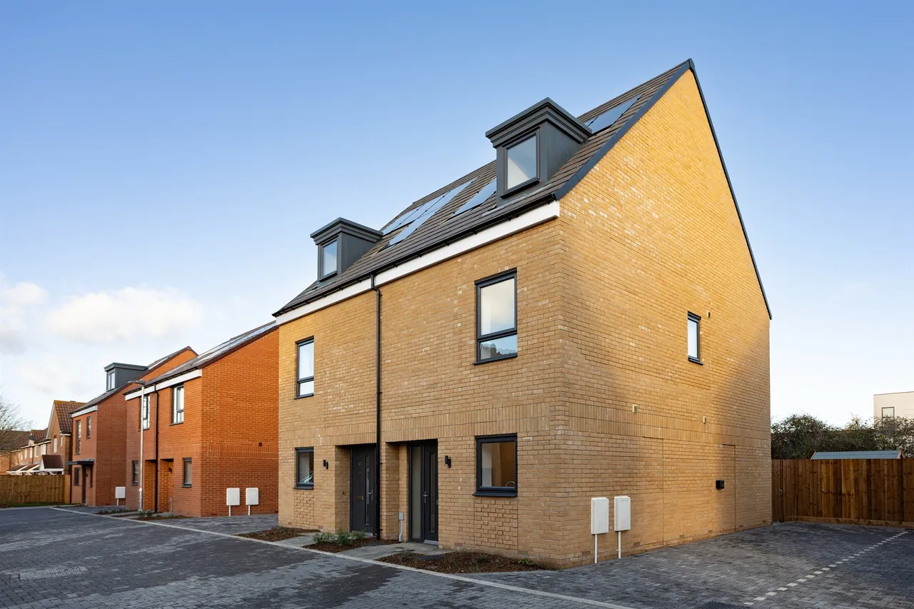 Ghyllgrove Close, Basildon, SS14, photo 2