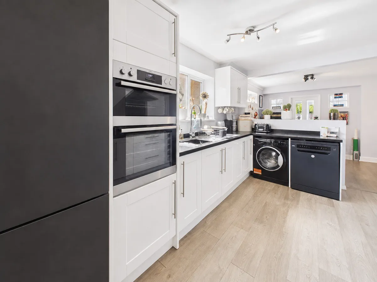Wingletye Lane, Hornchurch, RM11, photo 3