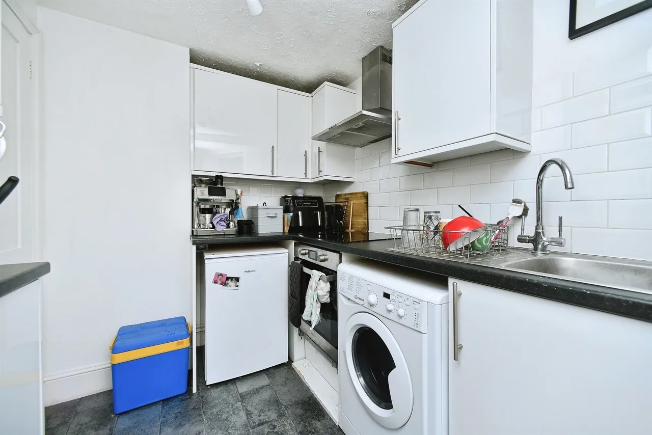 St. Georges Road, Brighton, BN2, photo 6