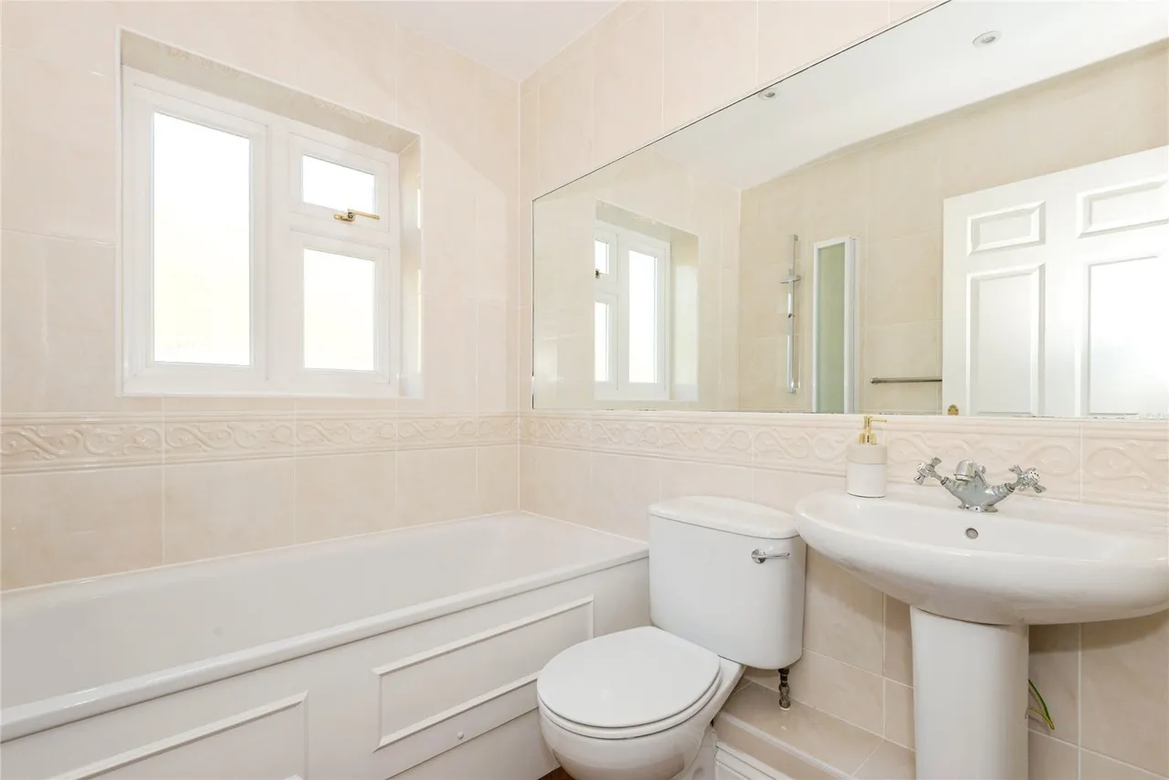 Murrells Walk, Great Bookham, KT23, photo 10