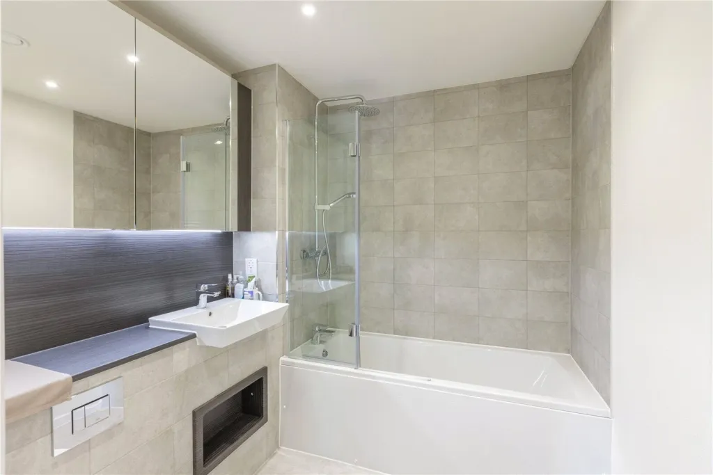 Inglis Way, Mill Hill, NW7, photo 5