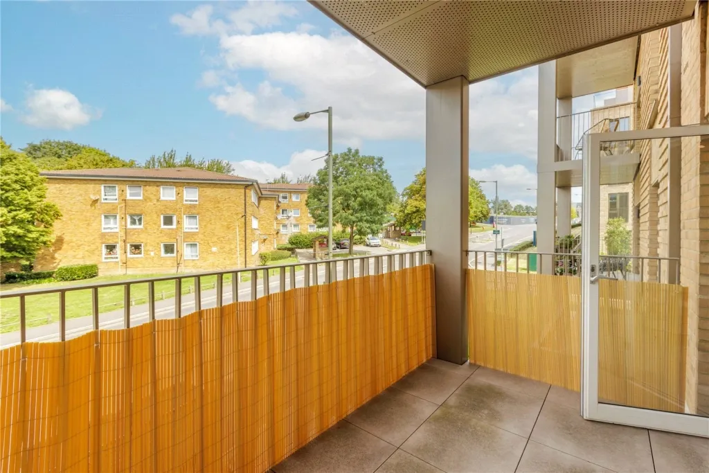 Inglis Way, Mill Hill, NW7, photo 9