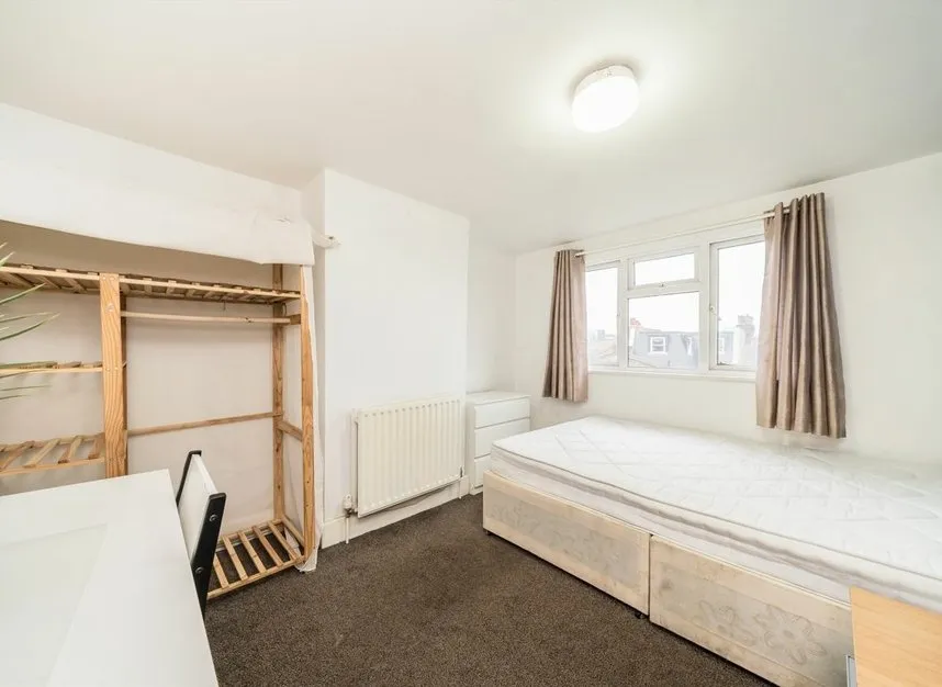 Rostella Road, Tooting, SW17, photo 7