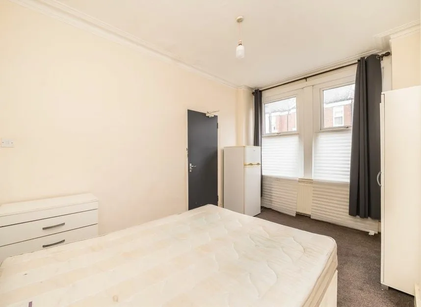 Rostella Road, Tooting, SW17, photo 6