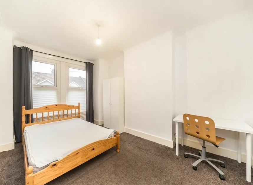 Rostella Road, Tooting, SW17, photo 5