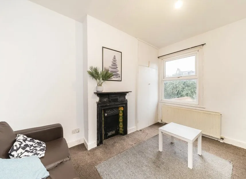 Rostella Road, Tooting, SW17, photo 3
