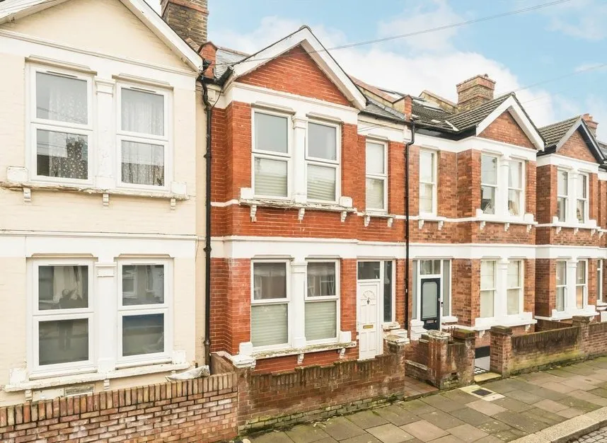 4 bed house for sale — Rostella Road, Tooting, SW17