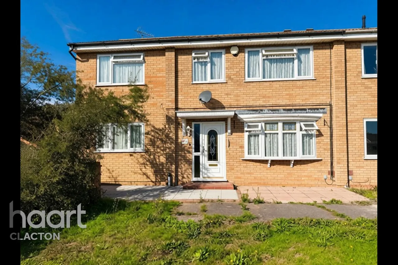 4 bed house for sale, Havering Close, Clacton-On-Sea, CO15