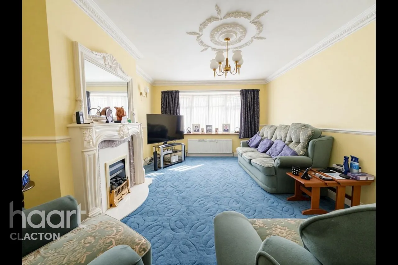 Havering Close, Clacton-On-Sea, CO15, photo 11