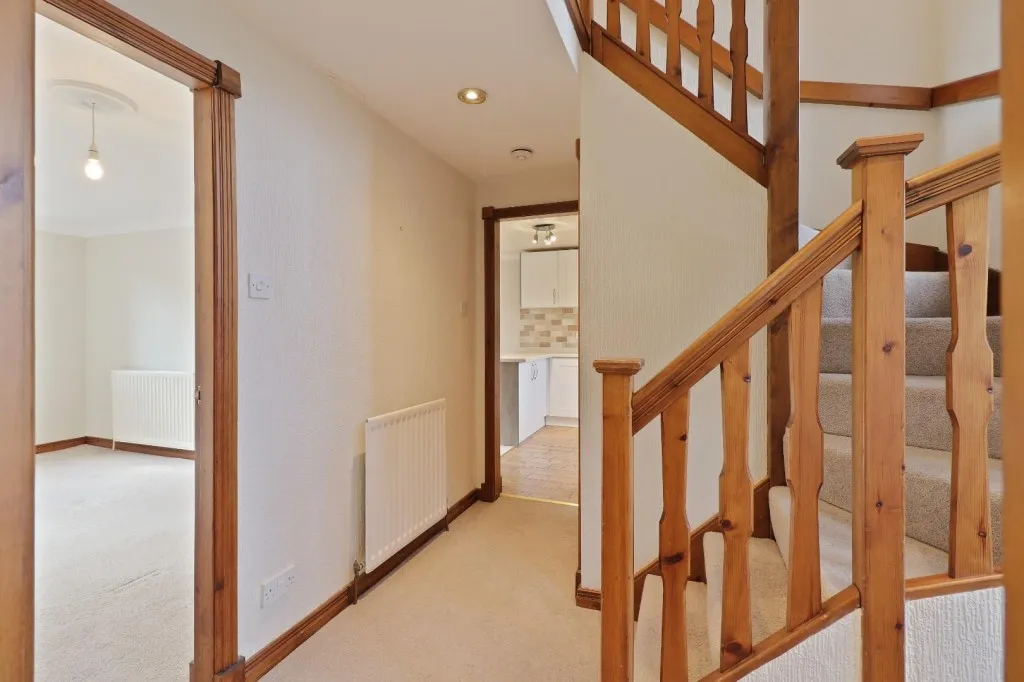 Church Close, Shepley, photo 8