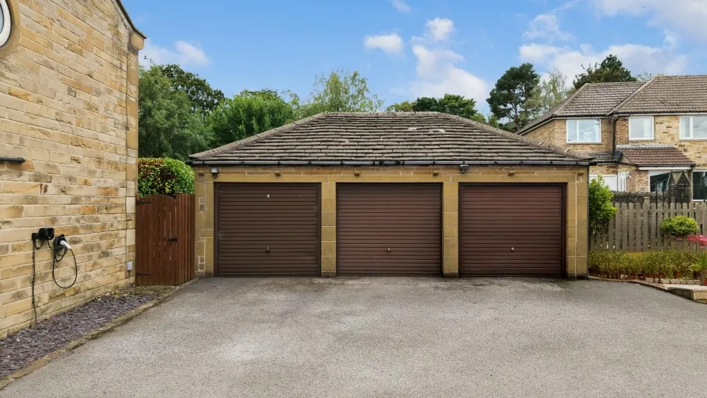 Church Close, Shepley, photo 26