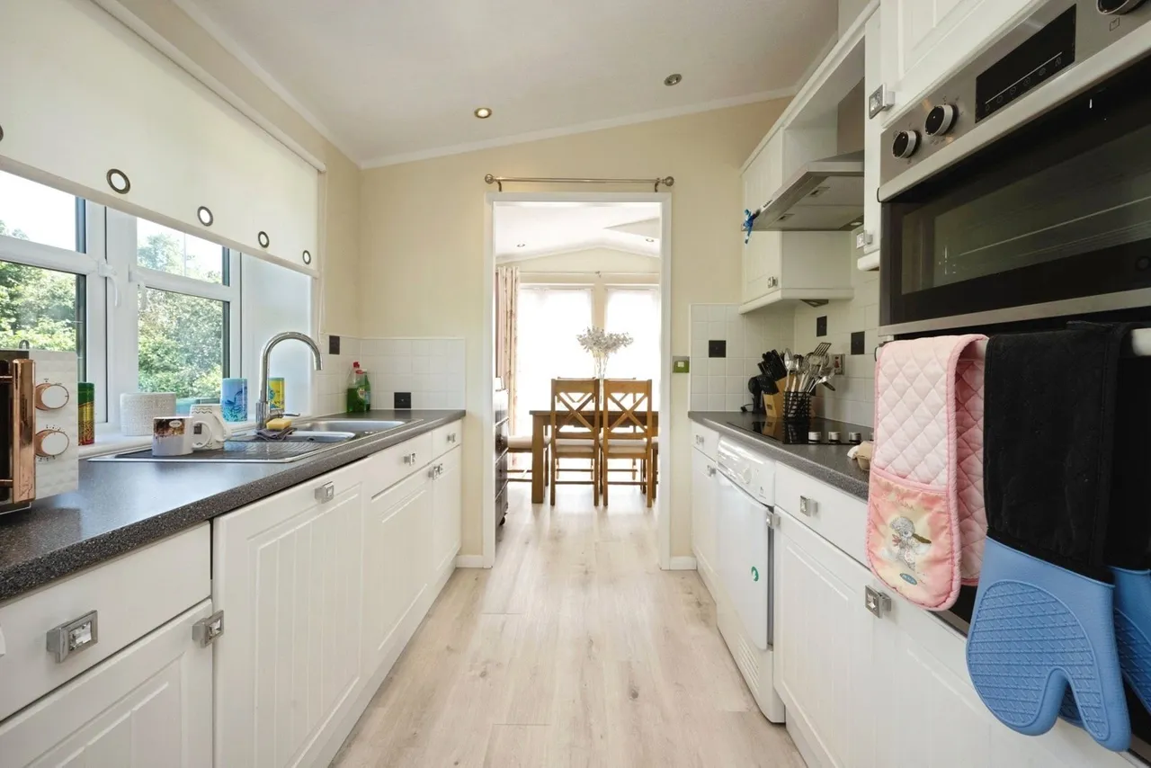 Radwell Court, Felmersham Road, Bedford, Bedfordshire, MK43, photo 6