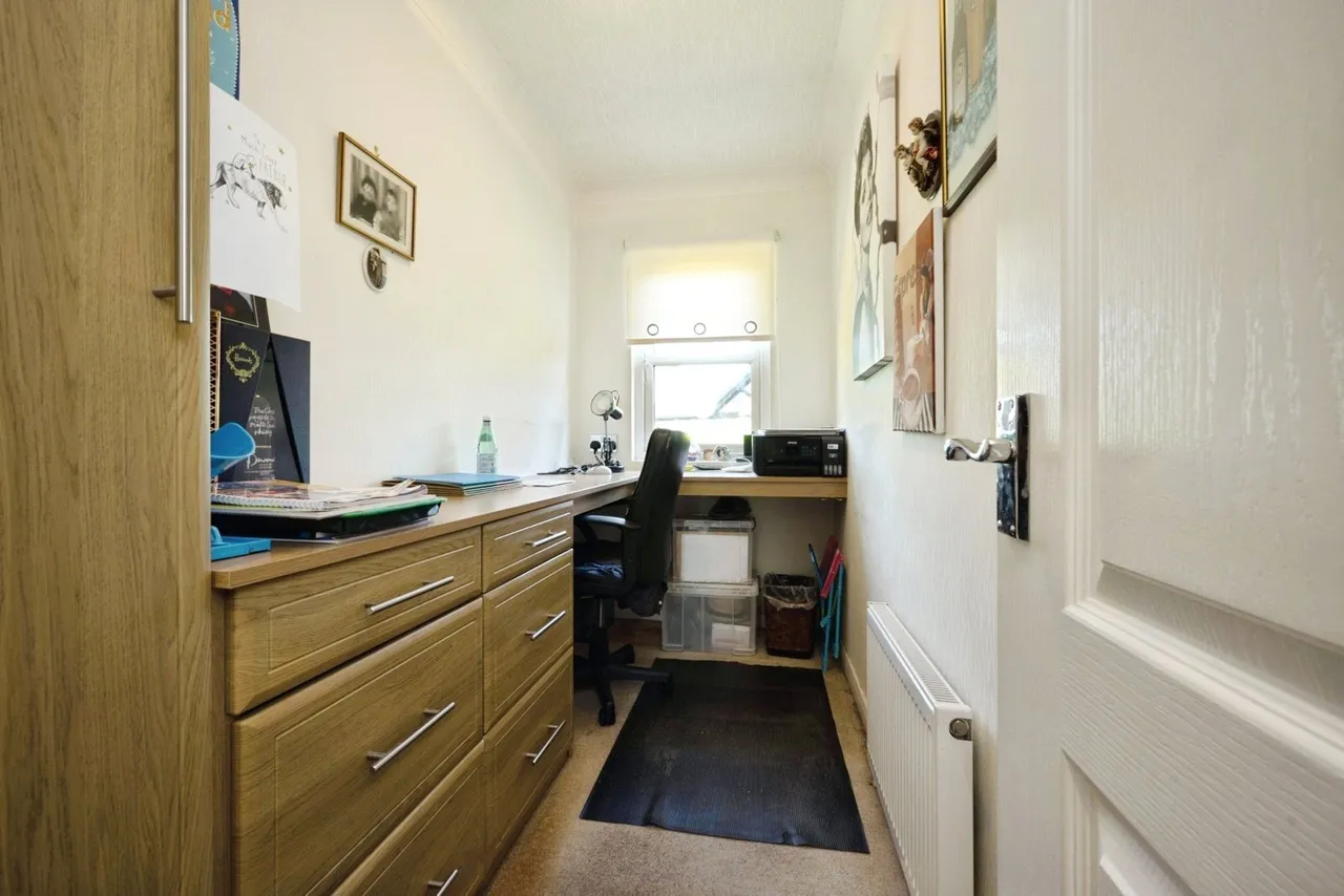 Radwell Court, Felmersham Road, Bedford, Bedfordshire, MK43, photo 24