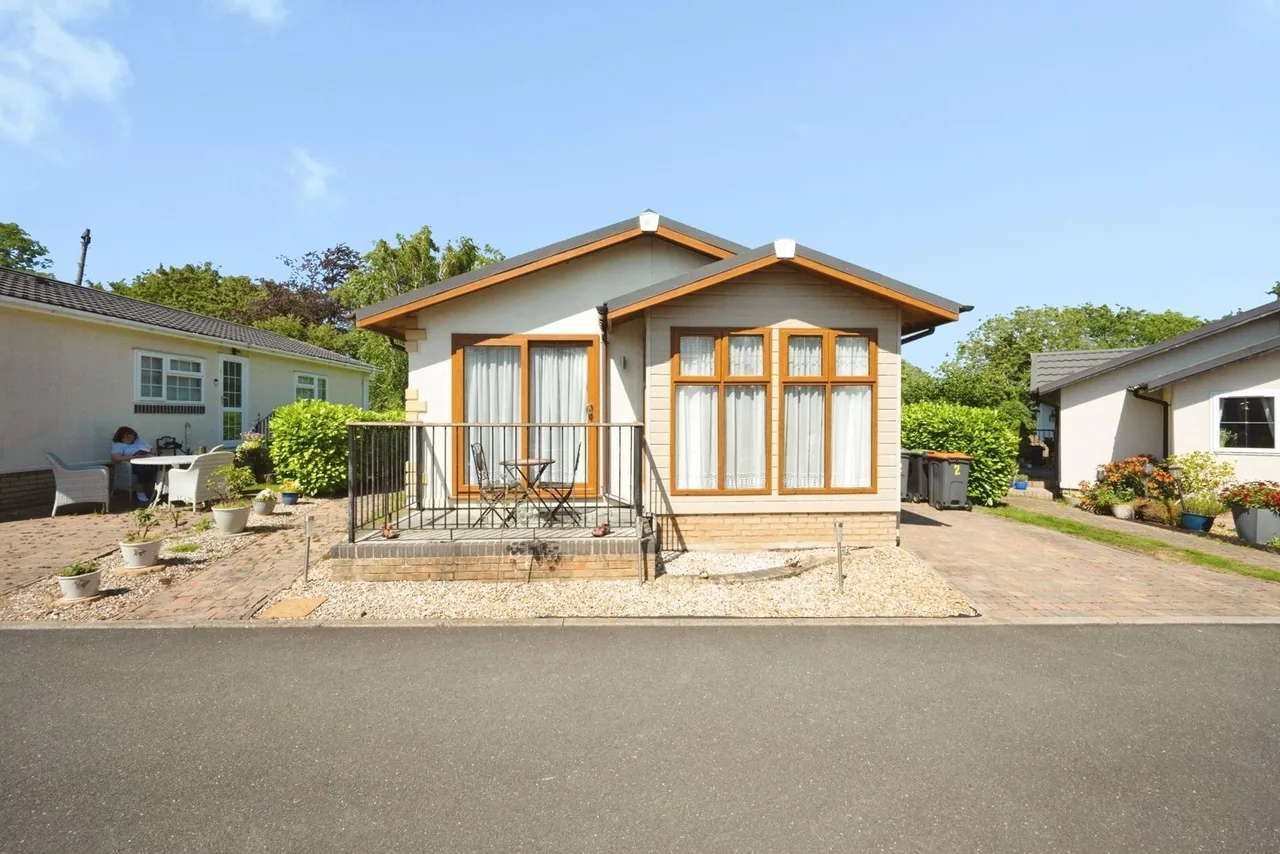 Radwell Court, Felmersham Road, Bedford, Bedfordshire, MK43, photo 31