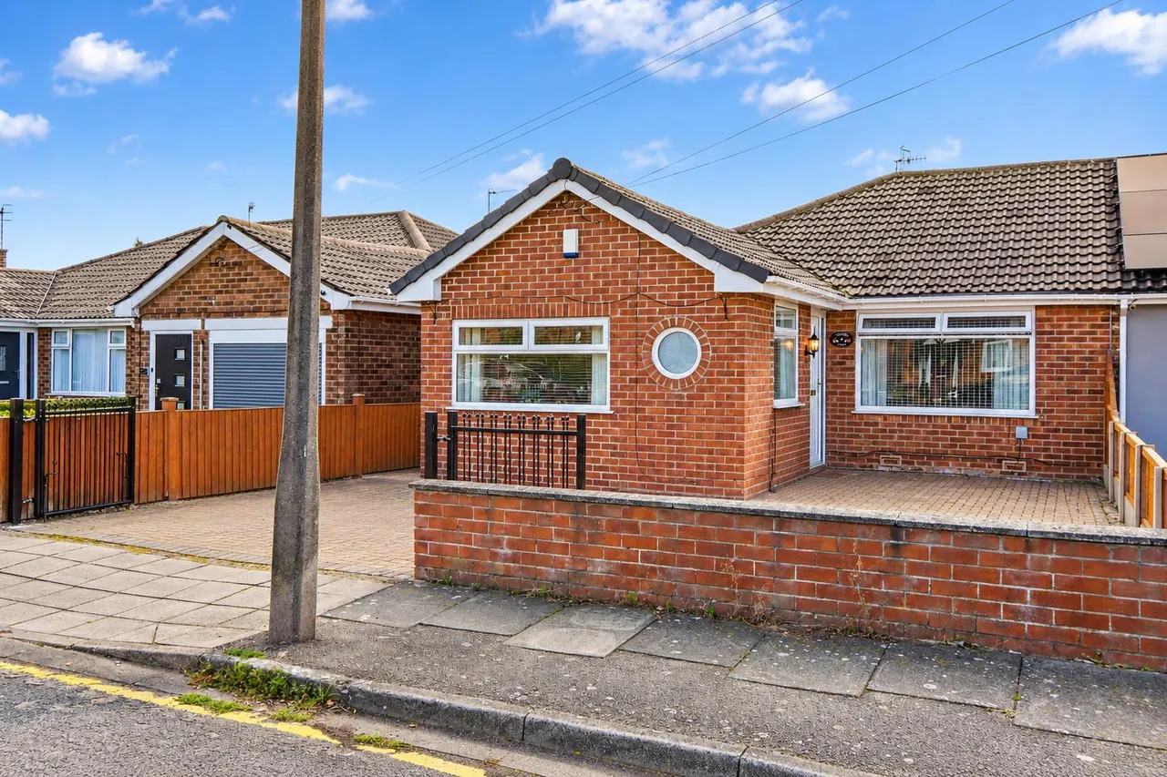 2 bed house for sale, Wellington Street, Stapleford, NG9