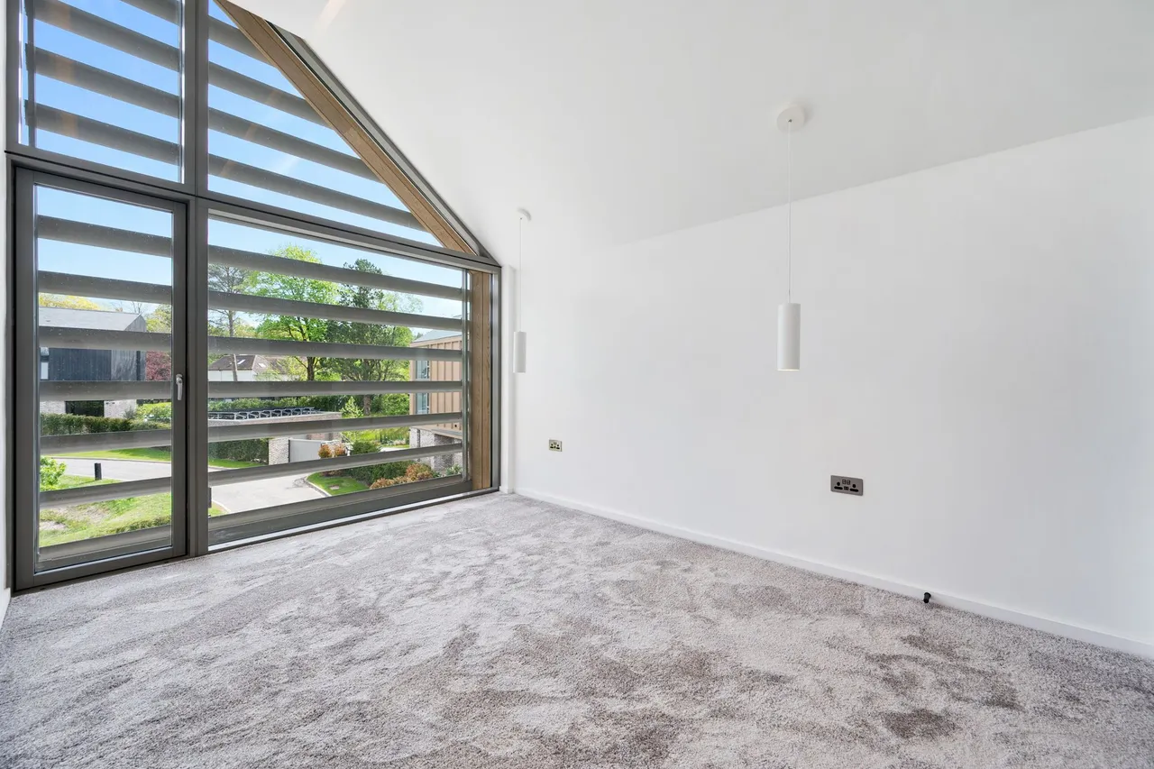 Waterbank Heybridge Lane, Prestbury, photo 15