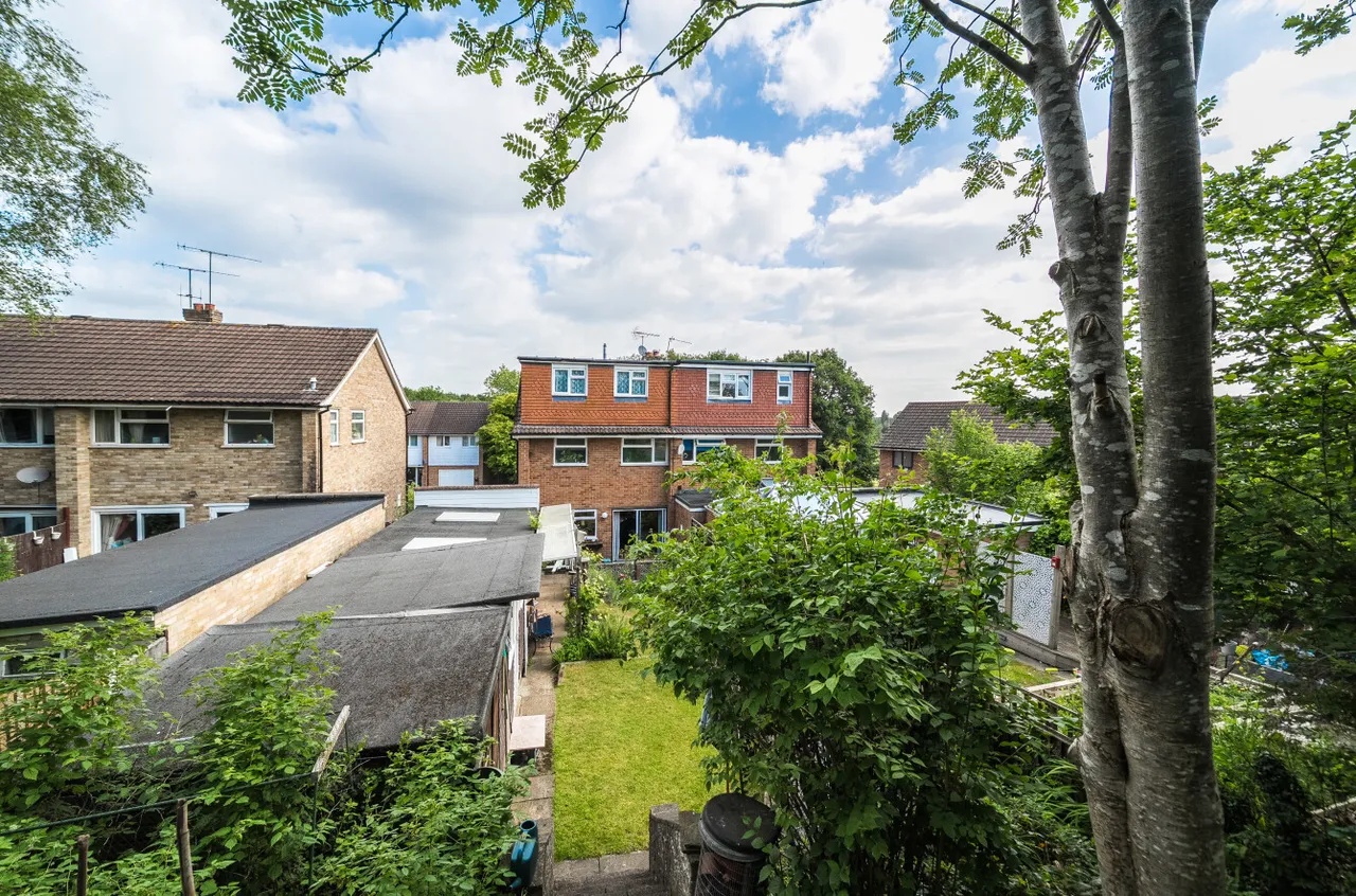 Barley Mow Close, Knaphill, Woking, Surrey, GU21 2JA, photo 12