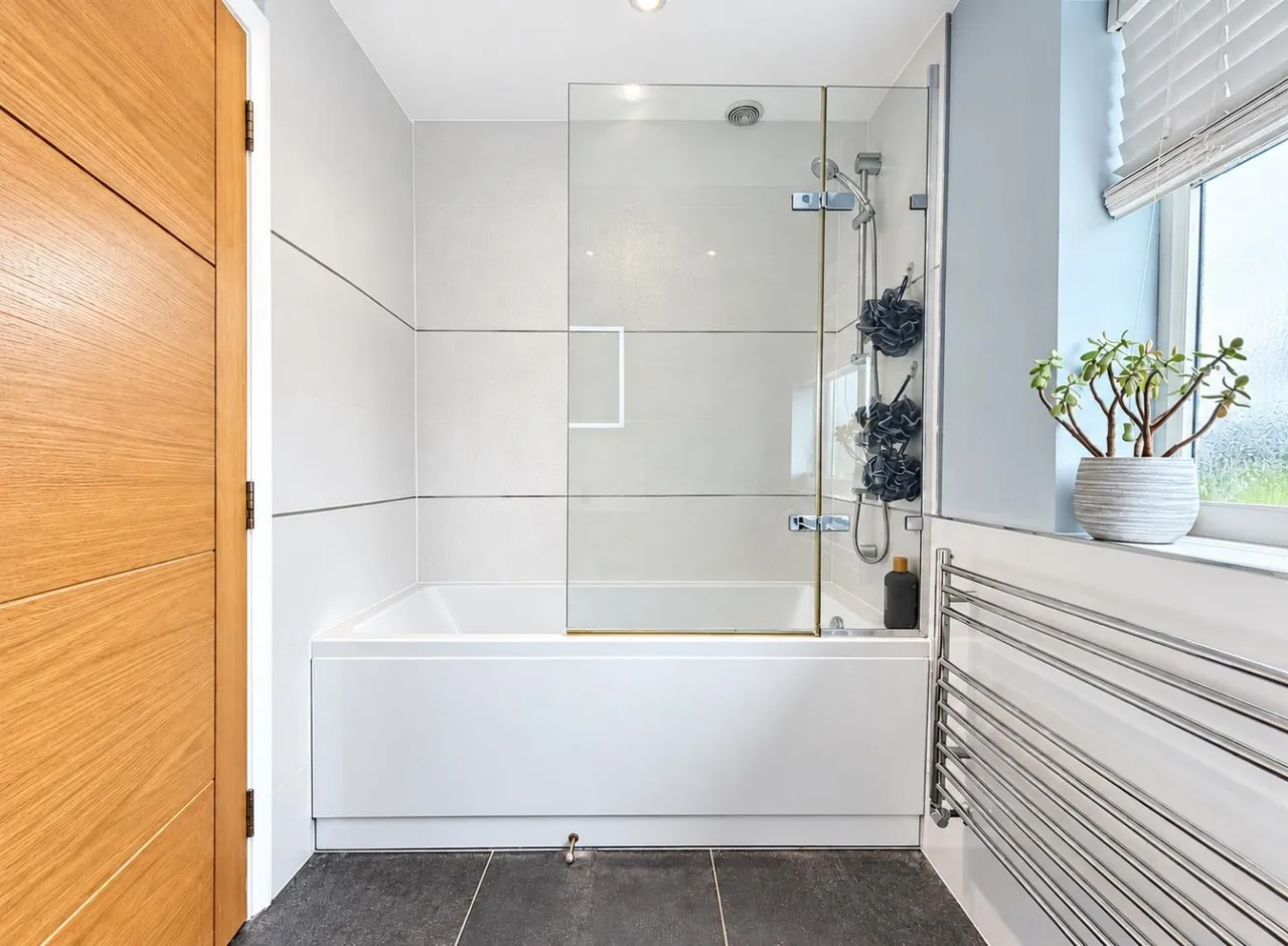 Semi-Detached For SaleHazell Way, Stoke Poges, SL2, photo 13