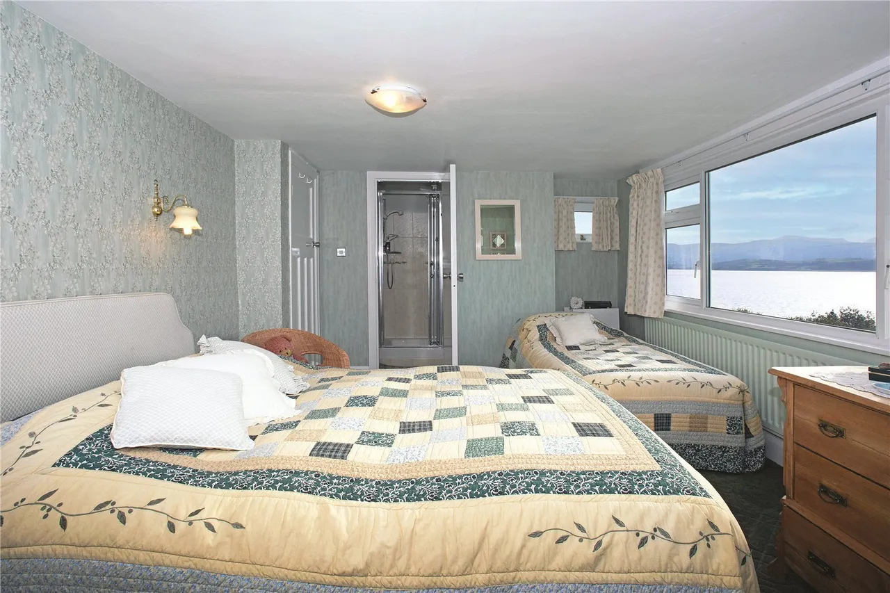 Borth-y-Gest, Porthmadog, LL49, photo 7